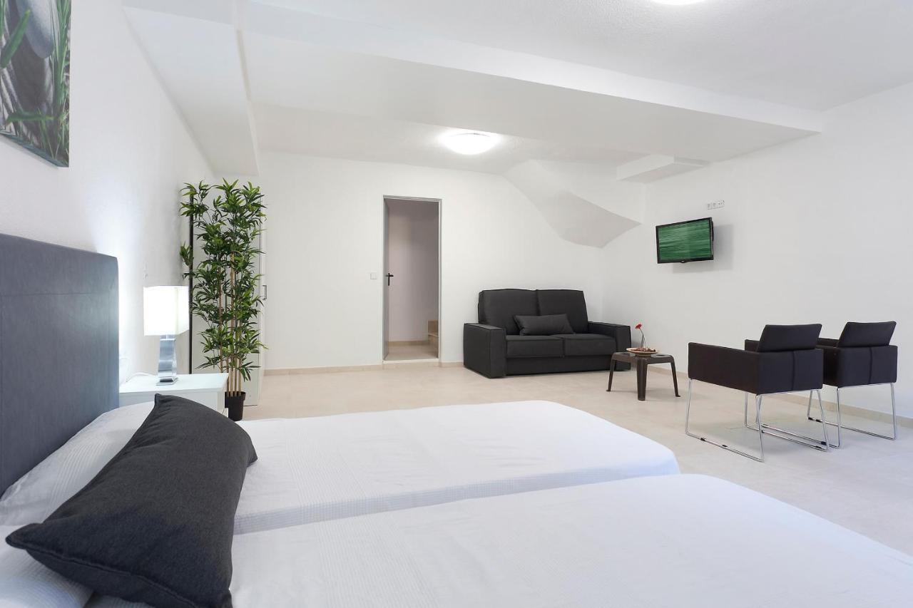 Villa Maioris Puigderros Bagian luar foto
